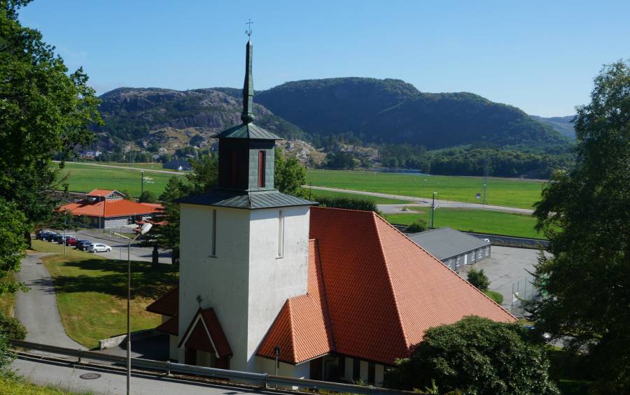 Bakkebø kirke