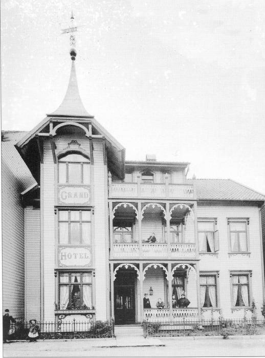 Grand Hotel